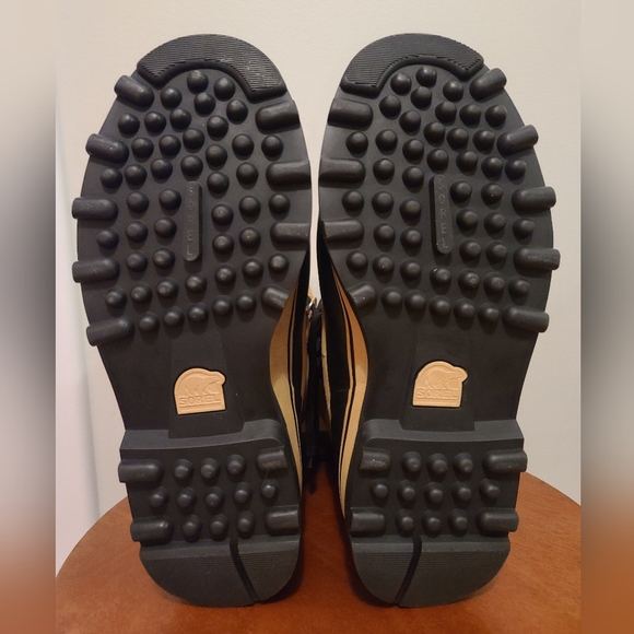 Sorel Caribou Pac Boots for Men. Size 13 - Picture 15 of 16